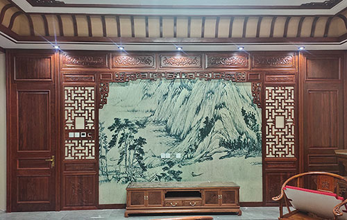 义乌中式仿古别墅客厅背景墙花格木作装饰